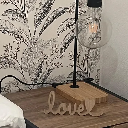 La Casa De Elena Con Terraza En El Centro