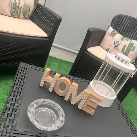 La Casa De Elena Con Terraza En El Centro