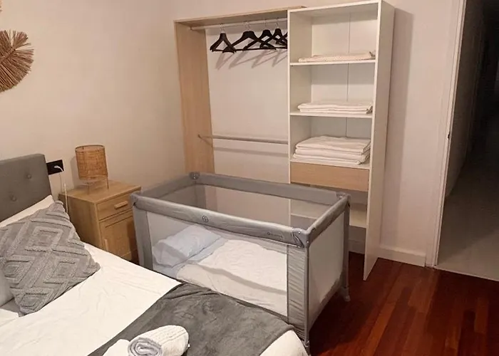 La Casa De Elena Con Terraza En El Centro *